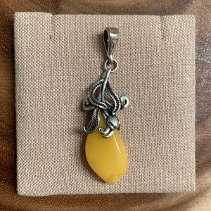 Sterling Silver 925 golden yellow amber pendant
